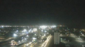 Weather camera view of Garden City Coop Inc - city center.