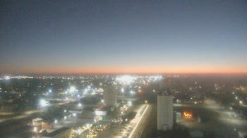 Weather camera view of Garden City Coop Inc - city center.