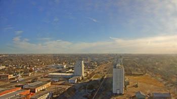 Weather camera view of Garden City Coop Inc - city center.