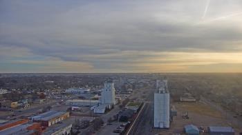 Weather camera view of Garden City Coop Inc - city center.
