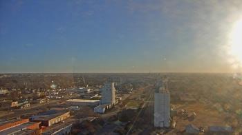 Weather camera view of Garden City Coop Inc - city center.