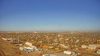 Weather camera view of Garden City Coop Inc - city center.