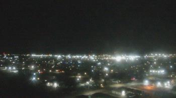 Weather camera view of Garden City Coop Inc - city center.