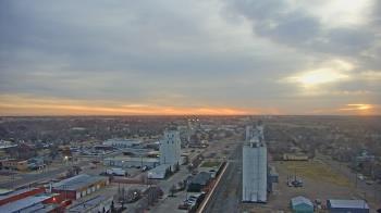 Weather camera view of Garden City Coop Inc - city center.