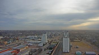 Weather camera view of Garden City Coop Inc - city center.