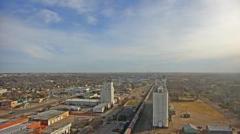 Weather camera view of Garden City Coop Inc - city center.