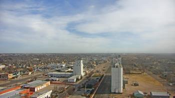 Weather camera view of Garden City Coop Inc - city center.
