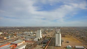 Weather camera view of Garden City Coop Inc - city center.