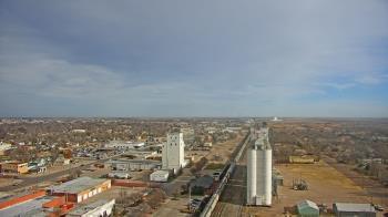 Weather camera view of Garden City Coop Inc - city center.