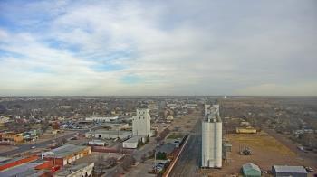 Weather camera view of Garden City Coop Inc - city center.