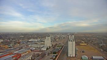 Weather camera view of Garden City Coop Inc - city center.