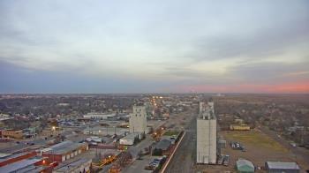 Weather camera view of Garden City Coop Inc - city center.