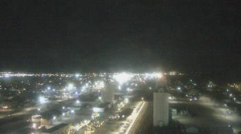 Weather camera view of Garden City Coop Inc - city center.