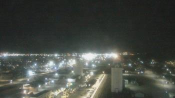 Weather camera view of Garden City Coop Inc - city center.