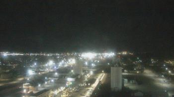 Weather camera view of Garden City Coop Inc - city center.