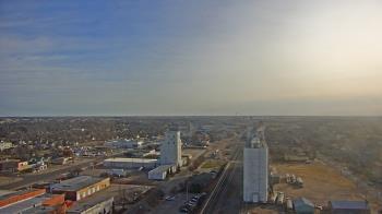 Weather camera view of Garden City Coop Inc - city center.