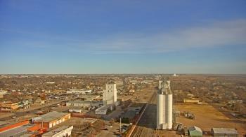 Weather camera view of Garden City Coop Inc - city center.