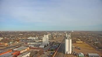 Weather camera view of Garden City Coop Inc - city center.