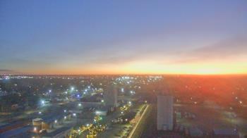 Weather camera view of Garden City Coop Inc - city center.