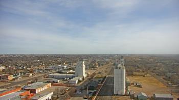Weather camera view of Garden City Coop Inc - city center.