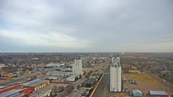 Weather camera view of Garden City Coop Inc - city center.