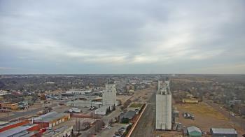 Weather camera view of Garden City Coop Inc - city center.