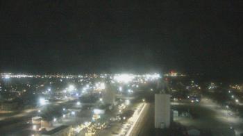 Weather camera view of Garden City Coop Inc - city center.