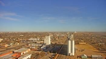 Weather camera view of Garden City Coop Inc - city center.