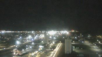 Weather camera view of Garden City Coop Inc - city center.