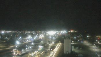 Weather camera view of Garden City Coop Inc - city center.