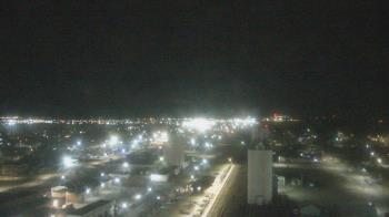 Weather camera view of Garden City Coop Inc - city center.