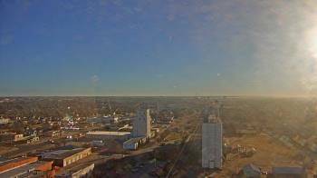 Weather camera view of Garden City Coop Inc - city center.