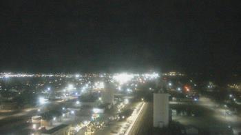 Weather camera view of Garden City Coop Inc - city center.