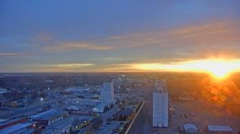 Weather camera view of Garden City Coop Inc - city center.