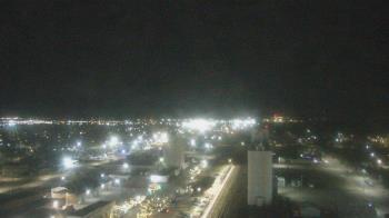 Weather camera view of Garden City Coop Inc - city center.