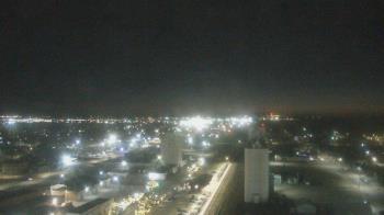 Weather camera view of Garden City Coop Inc - city center.