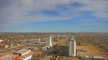 Weather camera view of Garden City Coop Inc - city center.