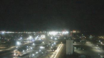 Weather camera view of Garden City Coop Inc - city center.