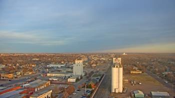Weather camera view of Garden City Coop Inc - city center.