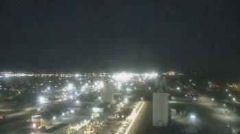 Weather camera view of Garden City Coop Inc - city center.