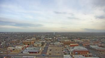 Weather camera view of Garden City Coop Inc - city center.