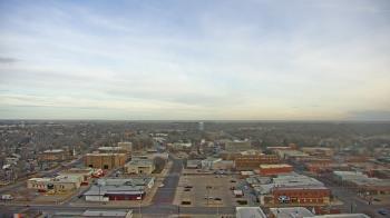 Weather camera view of Garden City Coop Inc - city center.