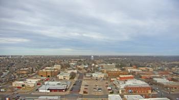 Weather camera view of Garden City Coop Inc - city center.