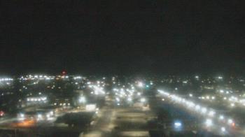 Weather camera view of Garden City Coop Inc - city center.