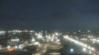 Weather camera view of Garden City Coop Inc - city center.