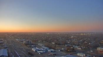 Weather camera view of Garden City Coop Inc - city center.
