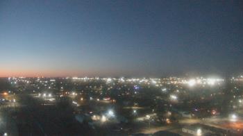 Weather camera view of Garden City Coop Inc - city center.