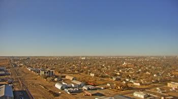 Weather camera view of Garden City Coop Inc - city center.
