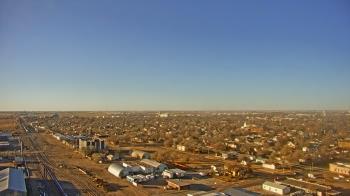 Weather camera view of Garden City Coop Inc - city center.