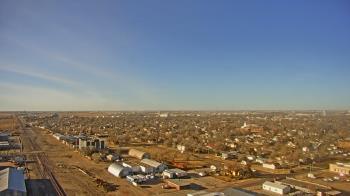 Weather camera view of Garden City Coop Inc - city center.